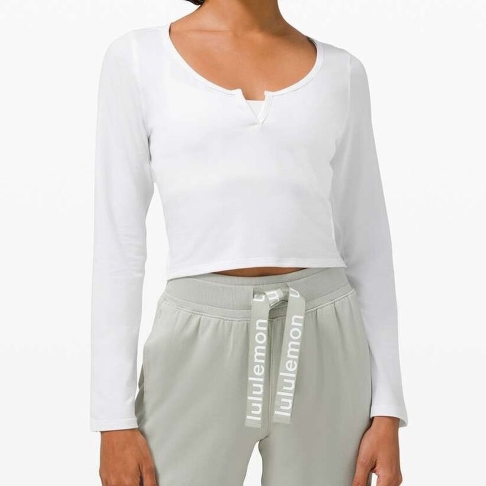 Lululemon Cropped Henley Long Sleeve Top Shirt Heathered White / White 6
